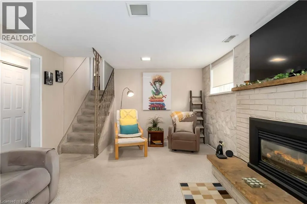 15 BURDOCK Boulevard