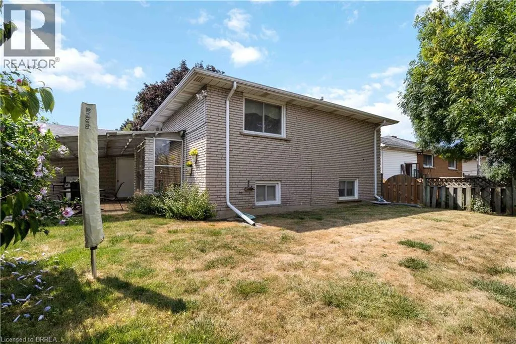15 BURDOCK Boulevard