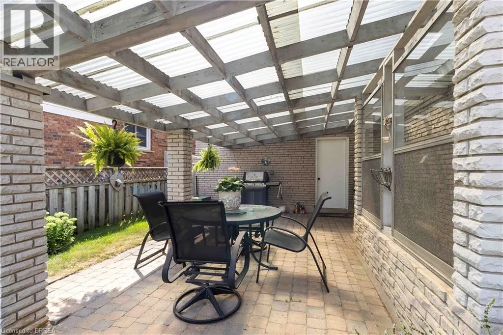 15 BURDOCK Boulevard