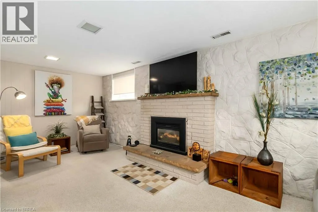 15 BURDOCK Boulevard