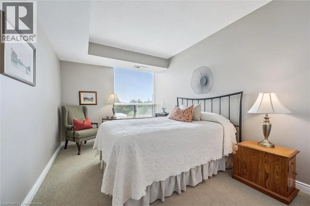 6 WILLOW Street Unit# 704, #704