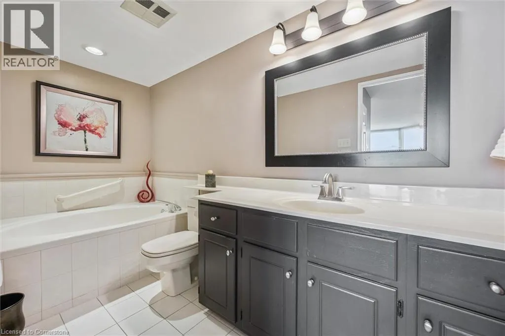 6 WILLOW Street Unit# 704, #704