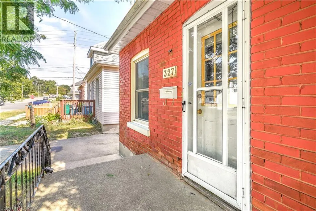 327 SHERIDAN Street