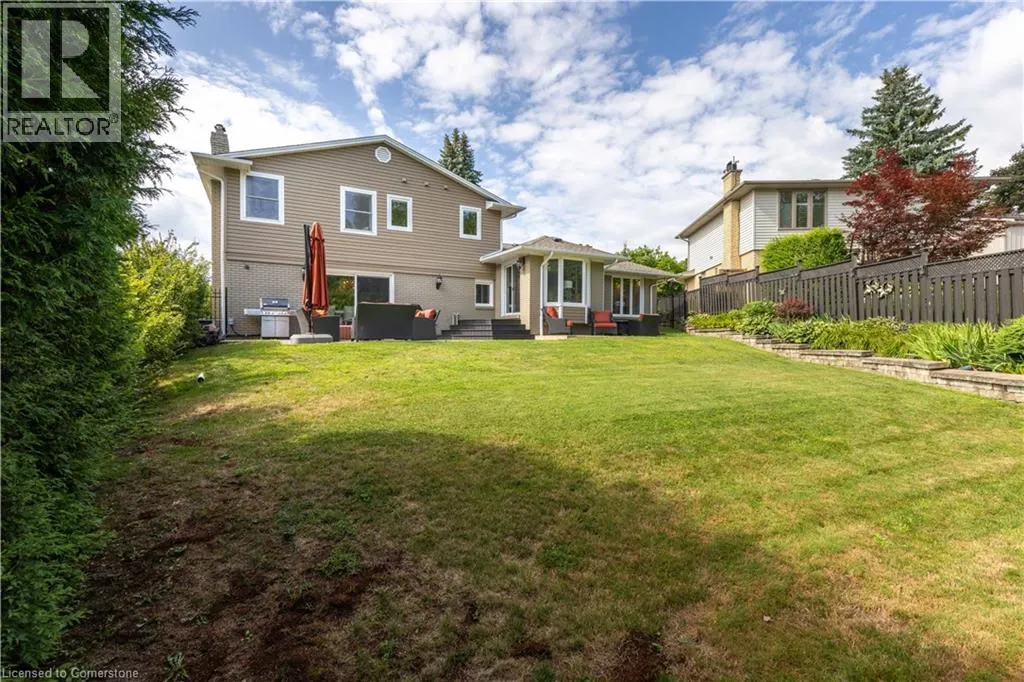 2119 AGINCOURT Crescent
