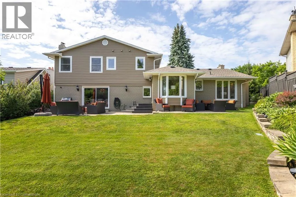 2119 AGINCOURT Crescent