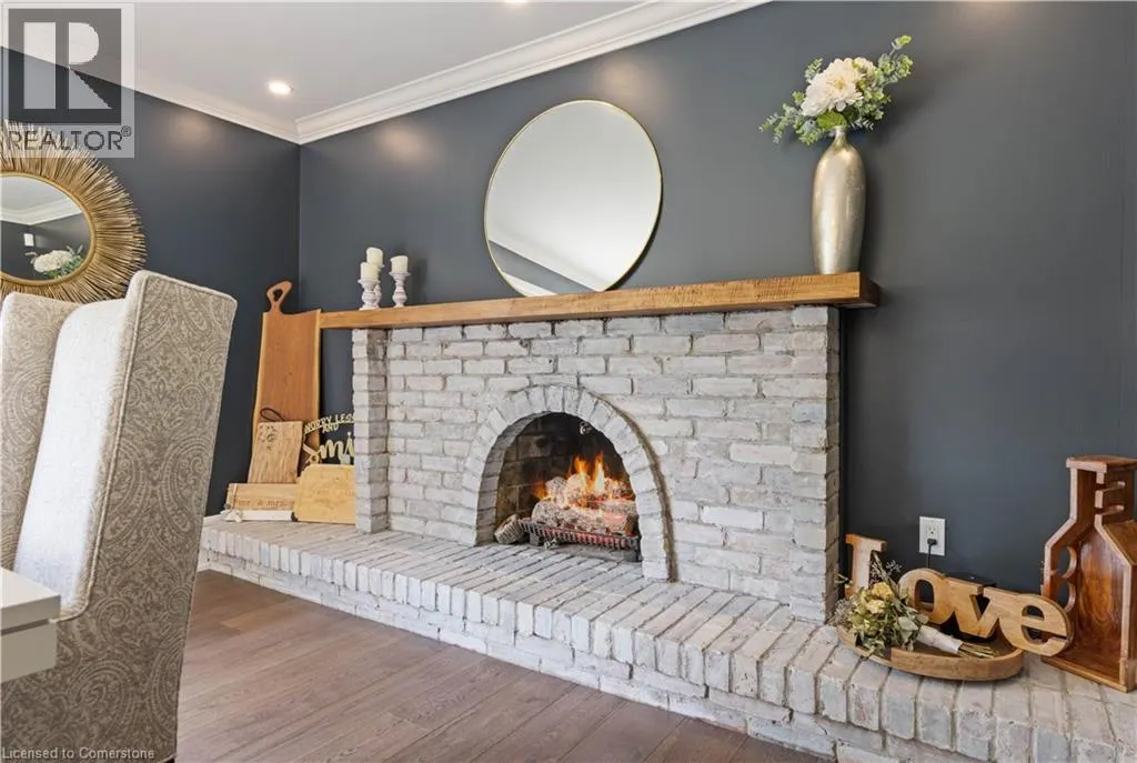 2119 AGINCOURT Crescent