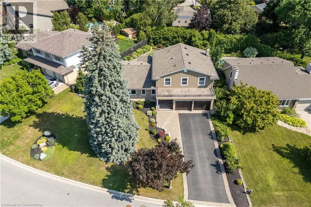2119 AGINCOURT Crescent