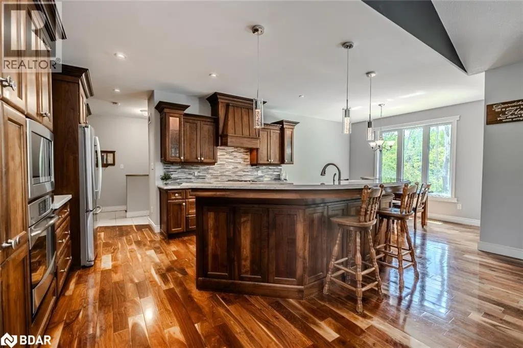 33 SPRINGHOME Road