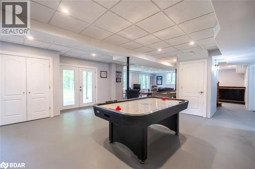 33 SPRINGHOME Road