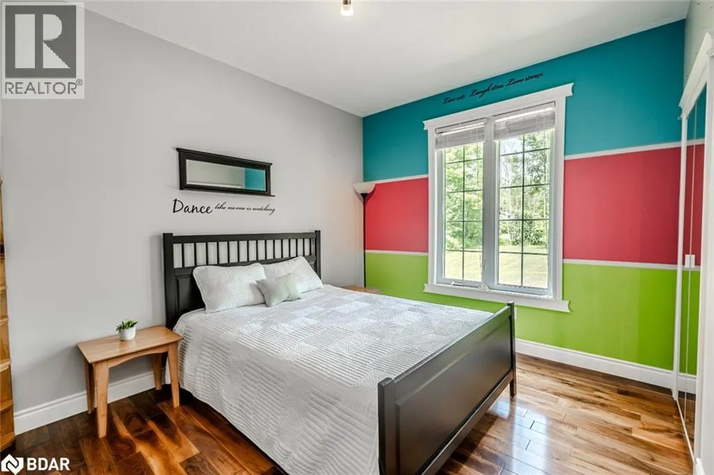 33 SPRINGHOME Road