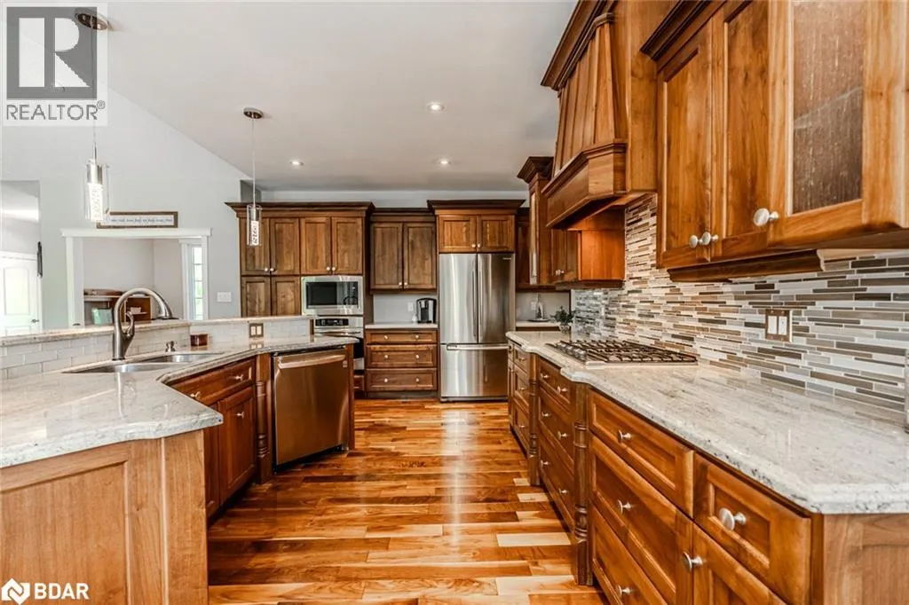 33 SPRINGHOME Road