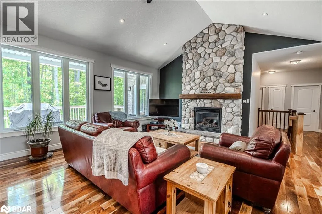 33 SPRINGHOME Road