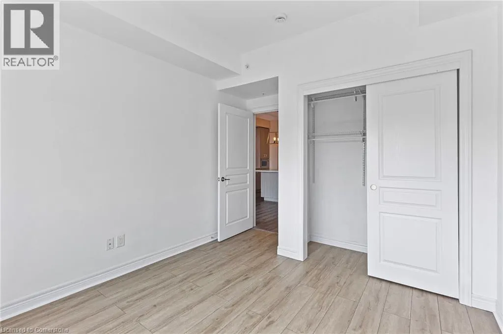 457 PLAINS Road E Unit# 322, #322