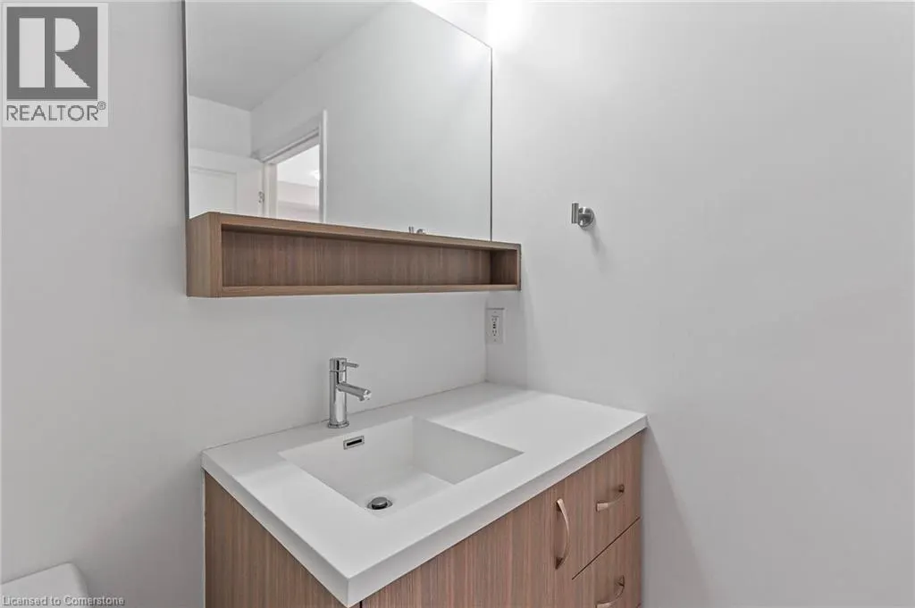 457 PLAINS Road E Unit# 322, #322