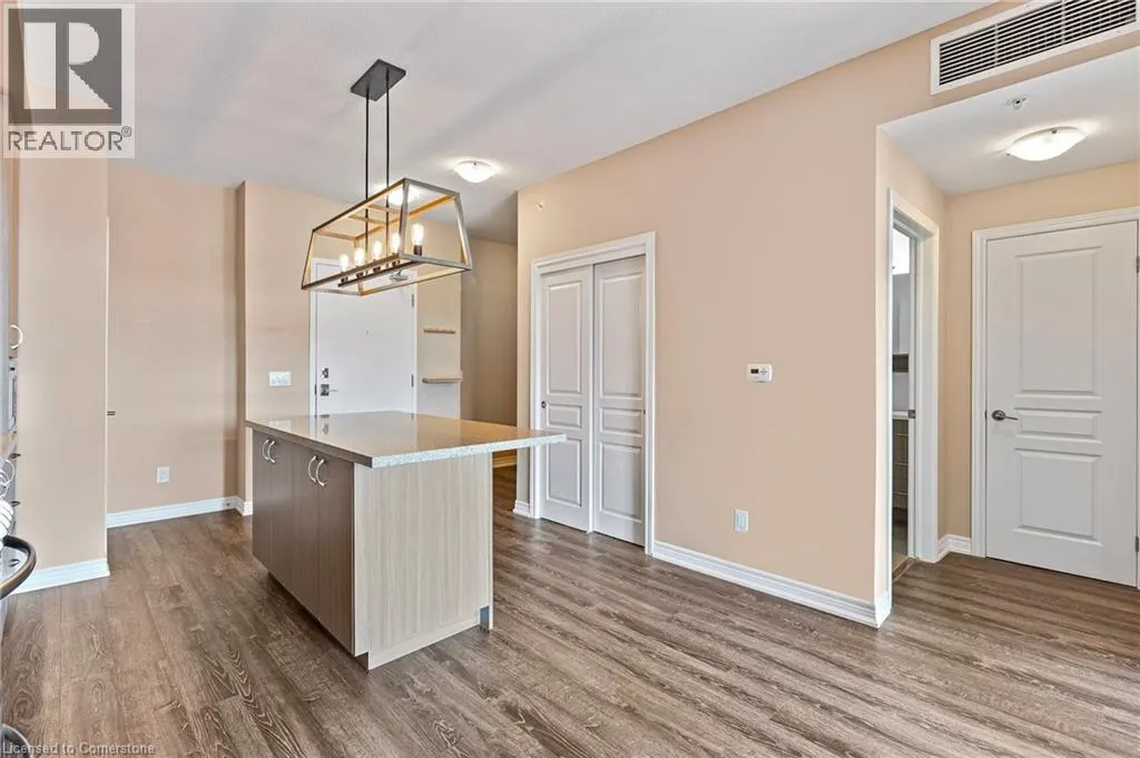 457 PLAINS Road E Unit# 322, #322
