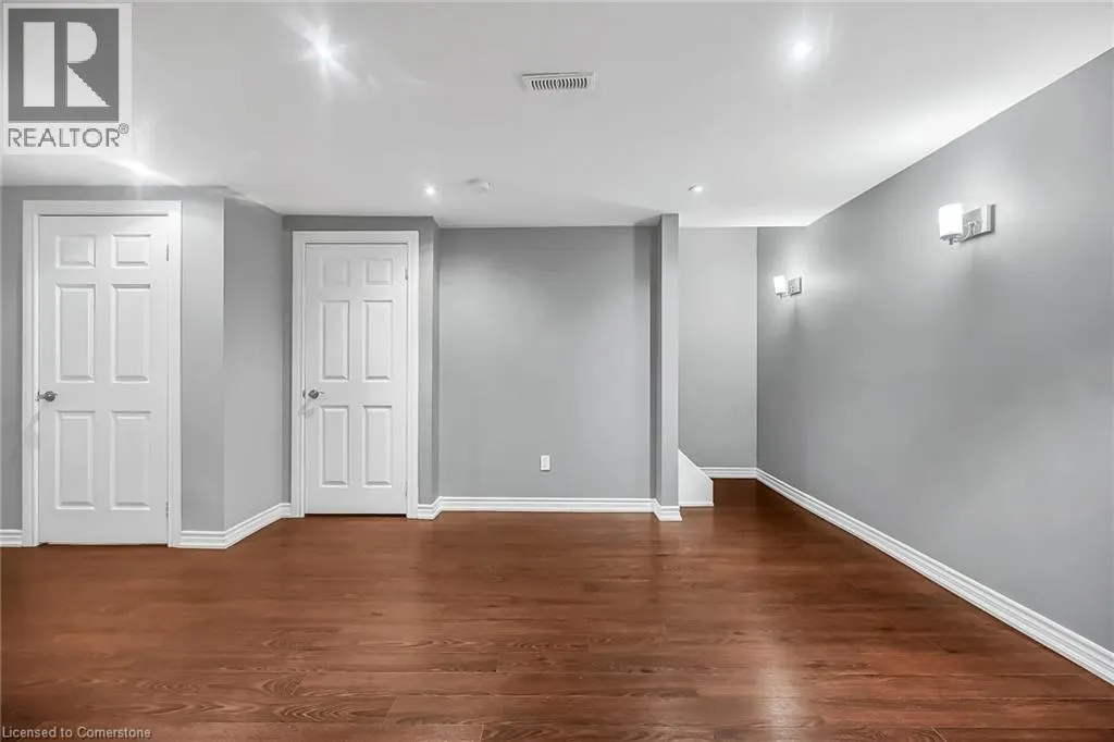 5648 EVELYN Lane