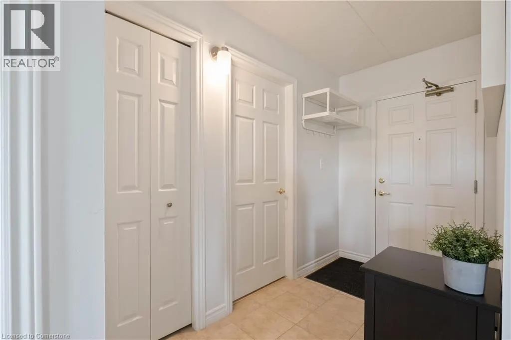 4450 FAIRVIEW Street Unit# 304, #304