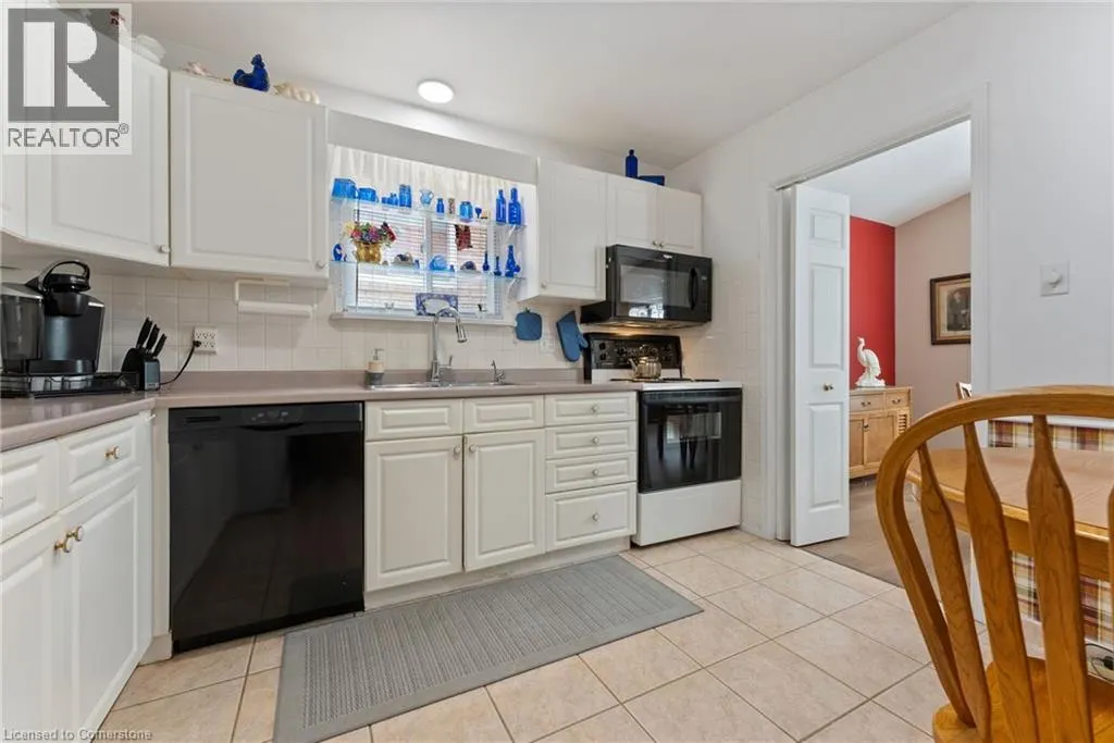 48 OLIVETREE Road