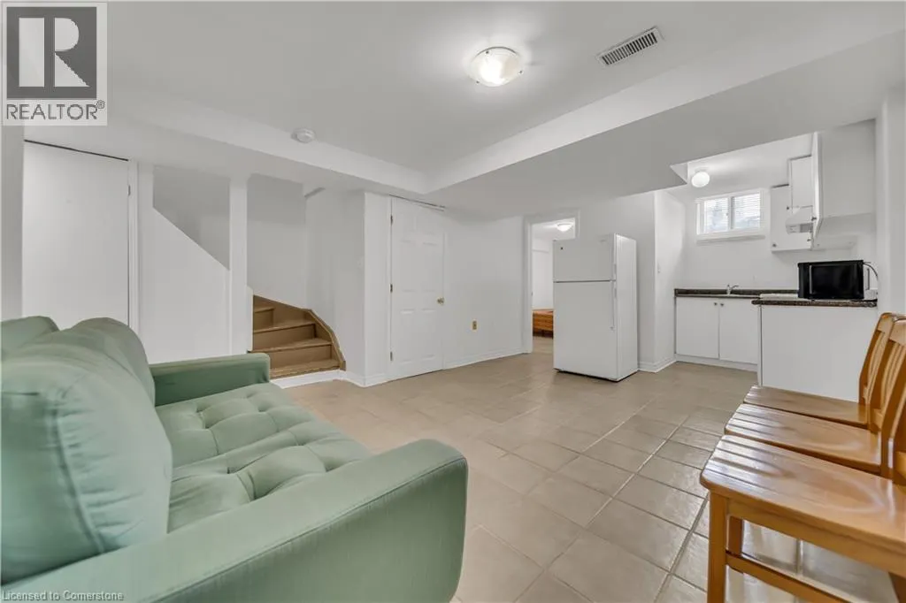 562 ORANGE WALK Crescent