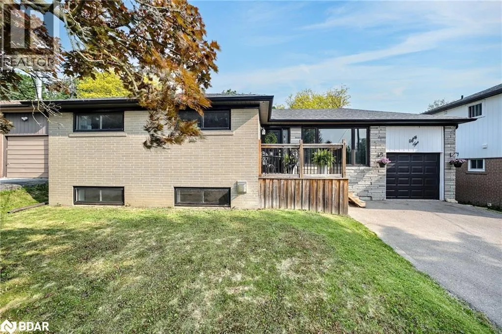 85 GLADMAN Avenue