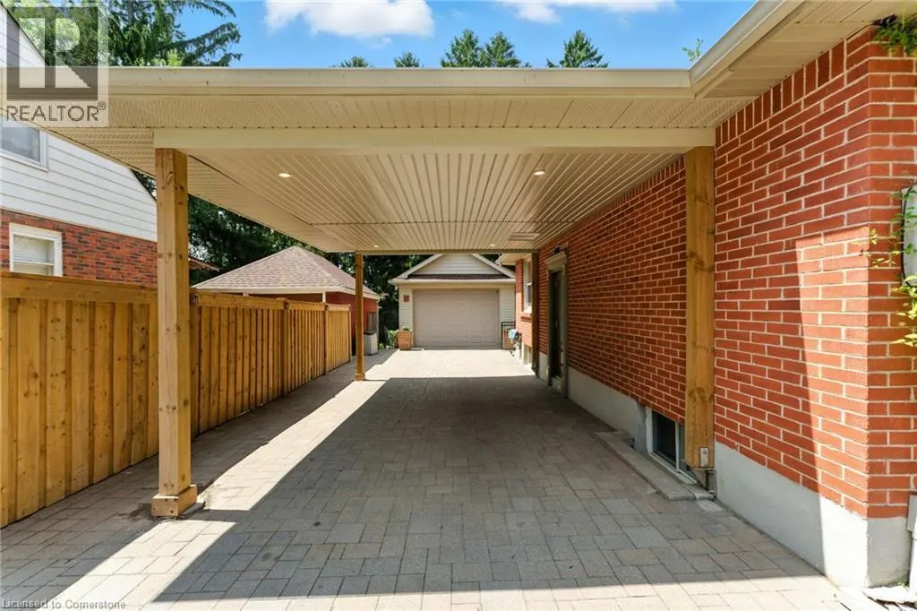 485 HURON Street