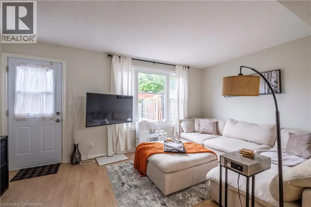 379 DARLING Street Unit# 17, #17