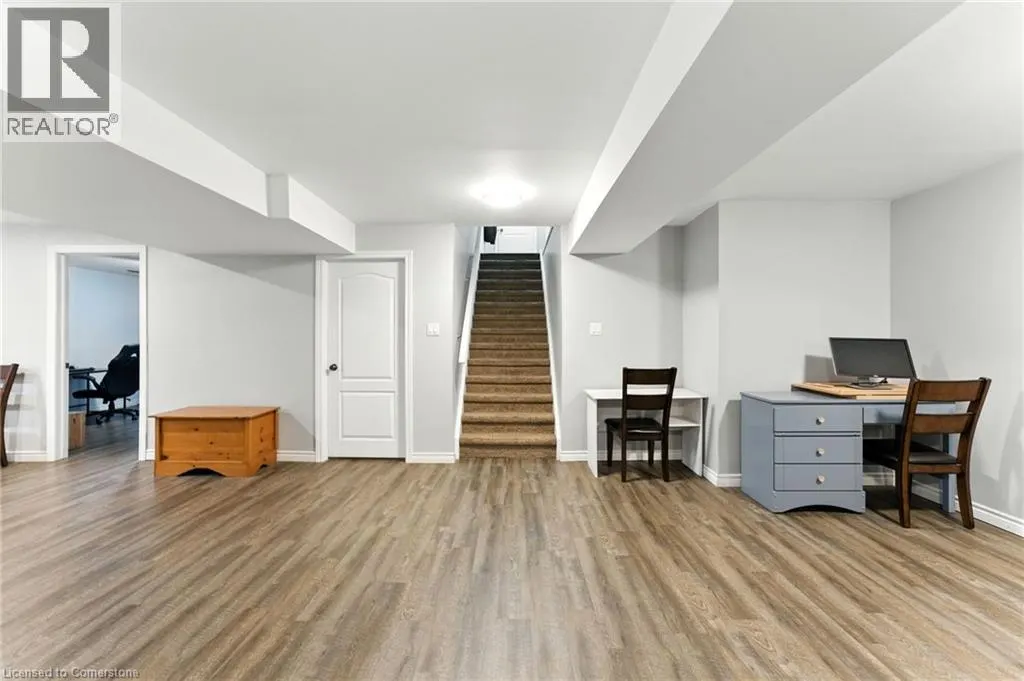 107 APPLEWOOD Street