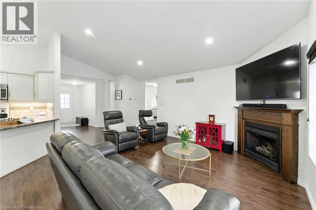 107 APPLEWOOD Street