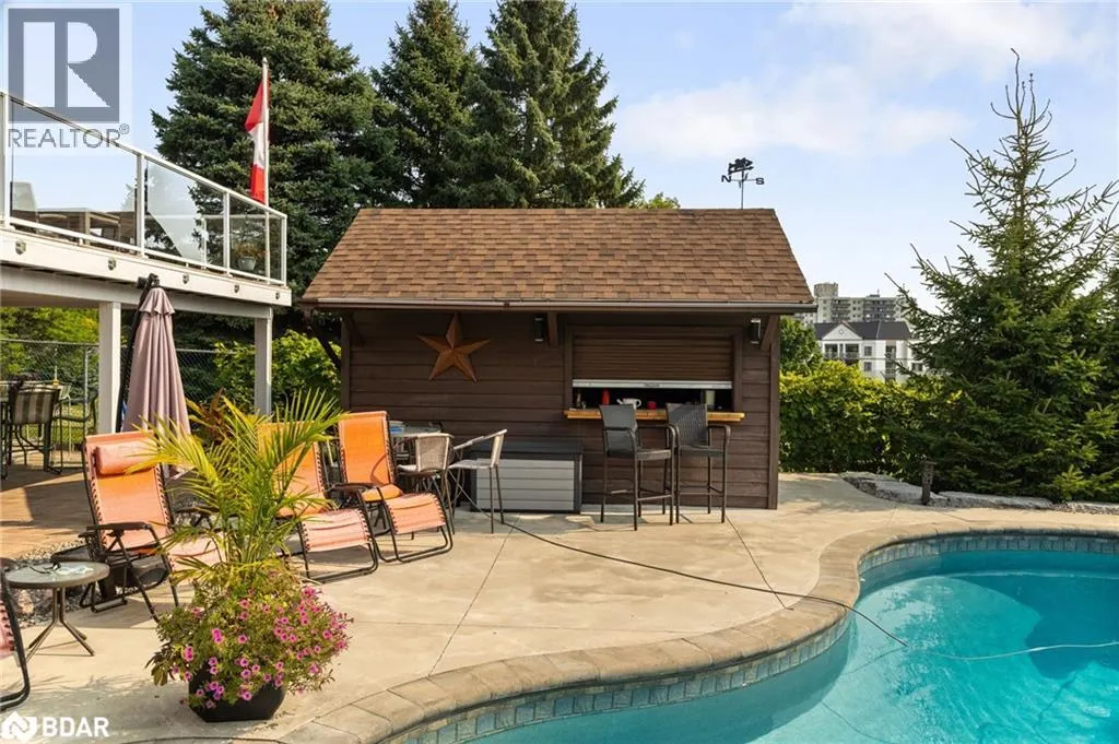 292 LEACOCK Drive