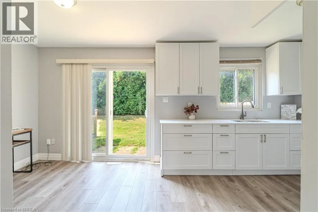 15 CENTENNIAL Drive Unit# D, #D