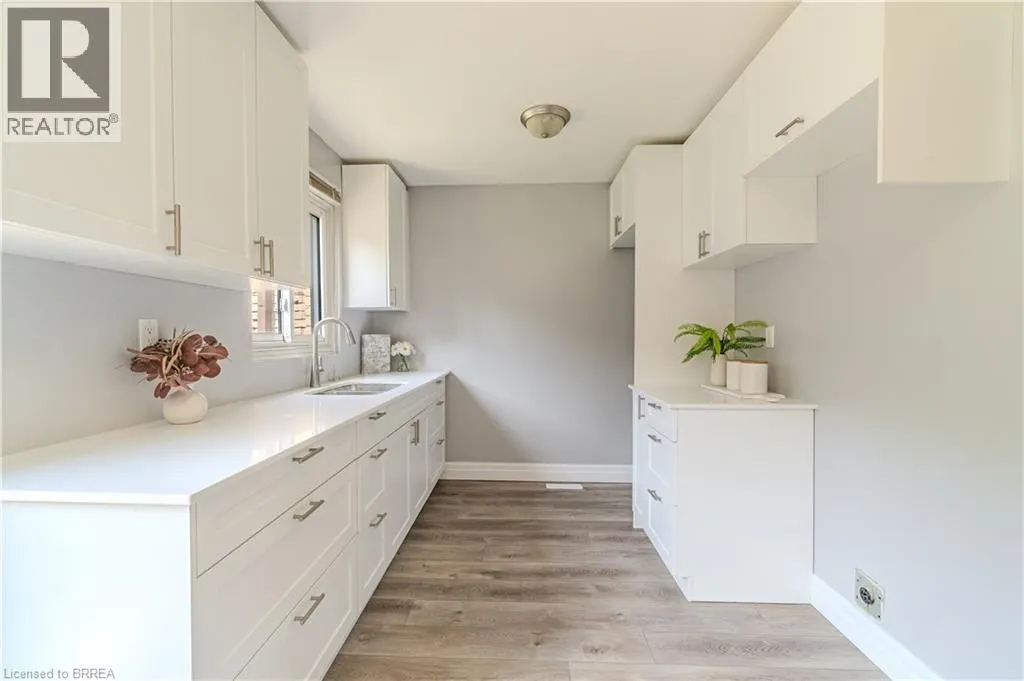 15 CENTENNIAL Drive Unit# D, #D