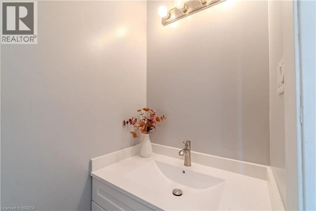 15 CENTENNIAL Drive Unit# D, #D