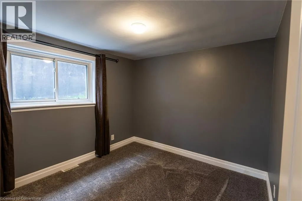 367 HILLCREST Road Unit# B, #B