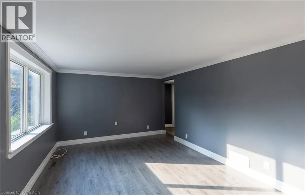 367 HILLCREST Road Unit# B, #B