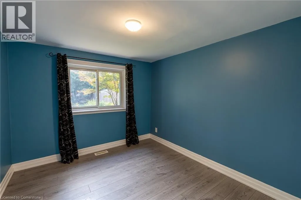 367 HILLCREST Road Unit# B, #B