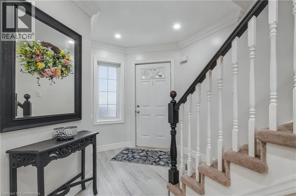 19 APPLE RIDGE Drive