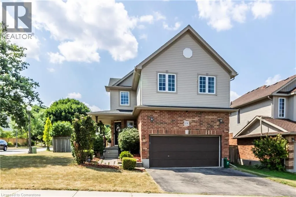 19 APPLE RIDGE Drive