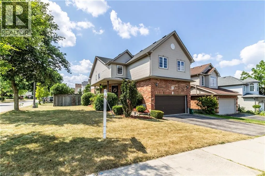 19 APPLE RIDGE Drive