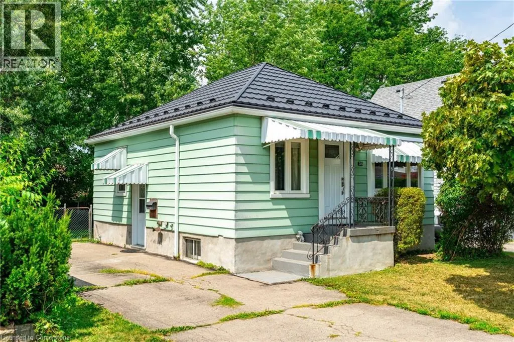 218 EAST 27TH Street