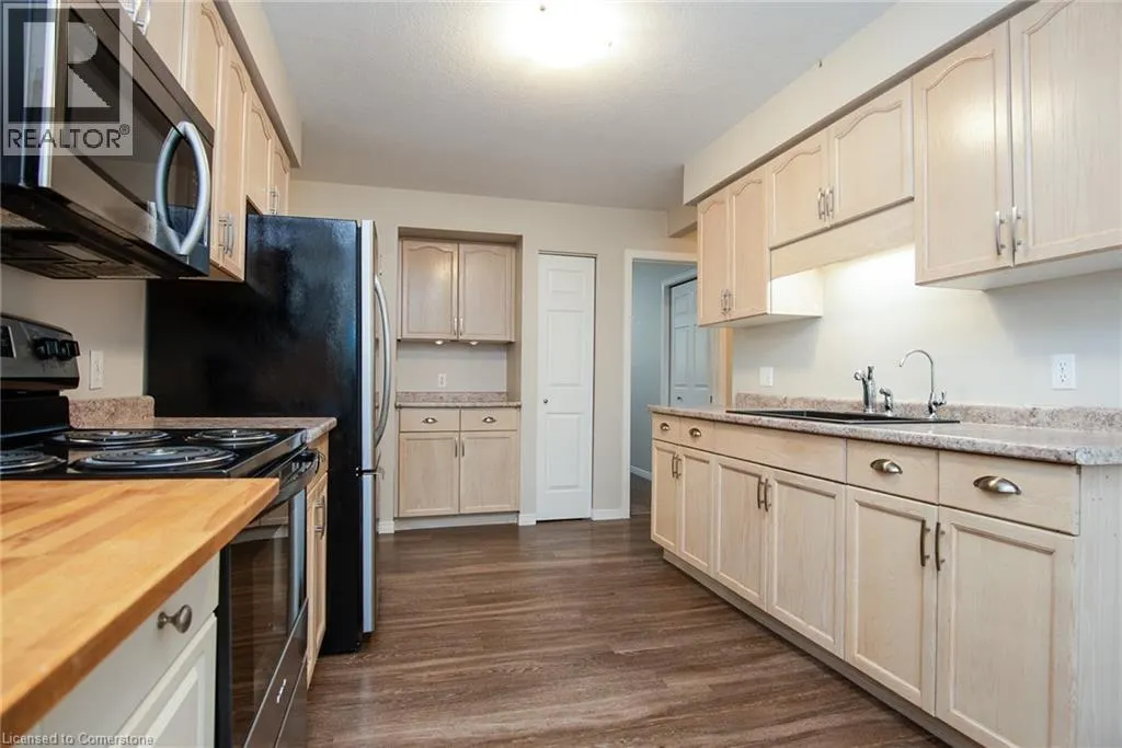 9 MACVILLE Avenue Unit# A & B, #A & B