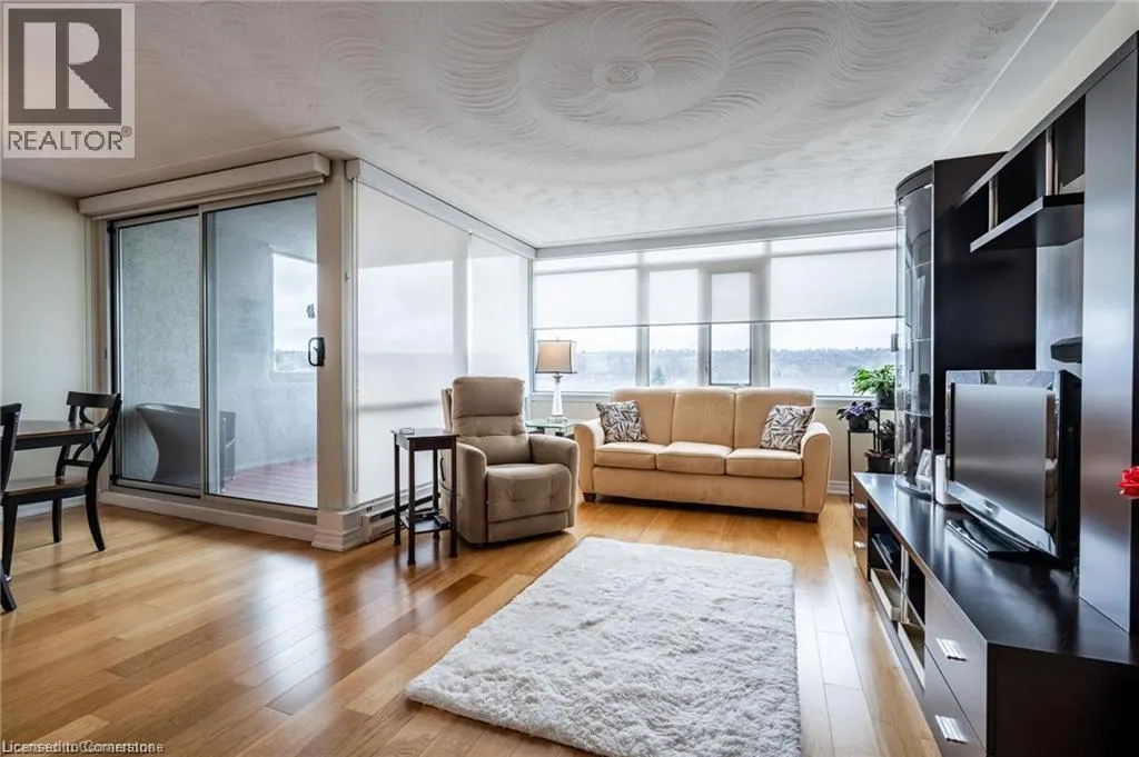 40 HARRISFORD Street Unit# 402, #402