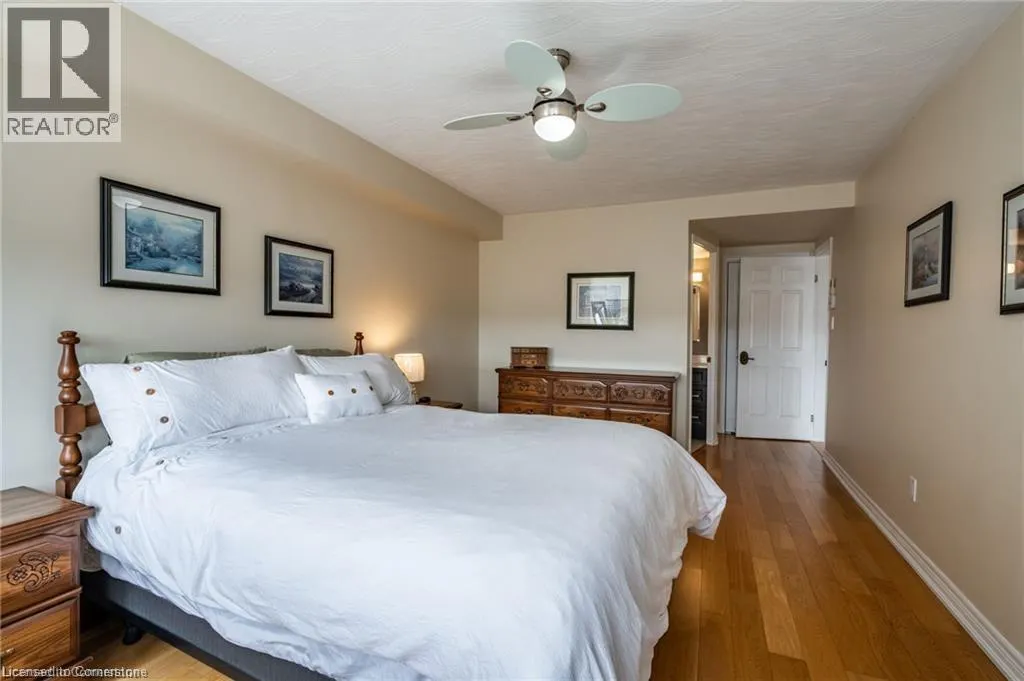 40 HARRISFORD Street Unit# 402, #402