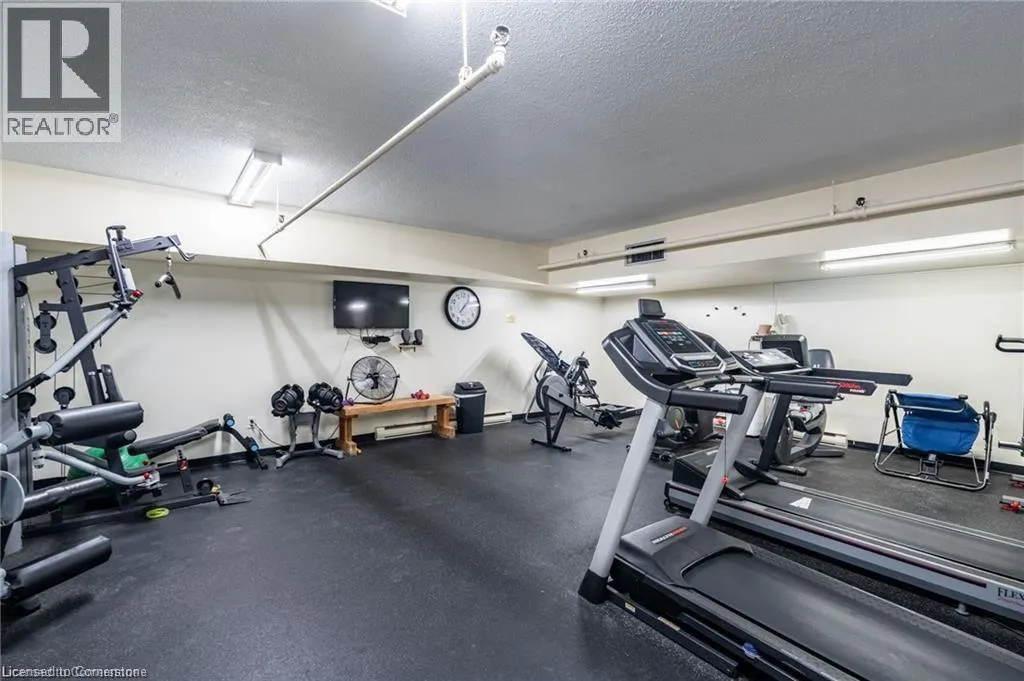 40 HARRISFORD Street Unit# 402, #402