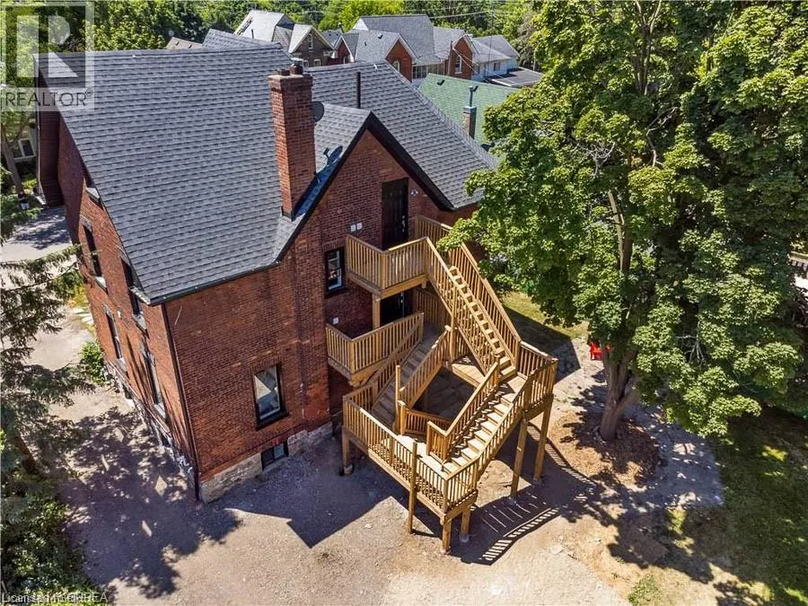 16 ARTHUR Street Unit# 1D, #1D