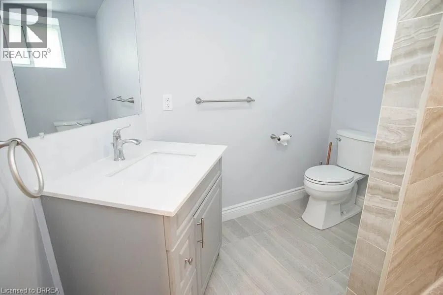16 ARTHUR Street Unit# 1D, #1D