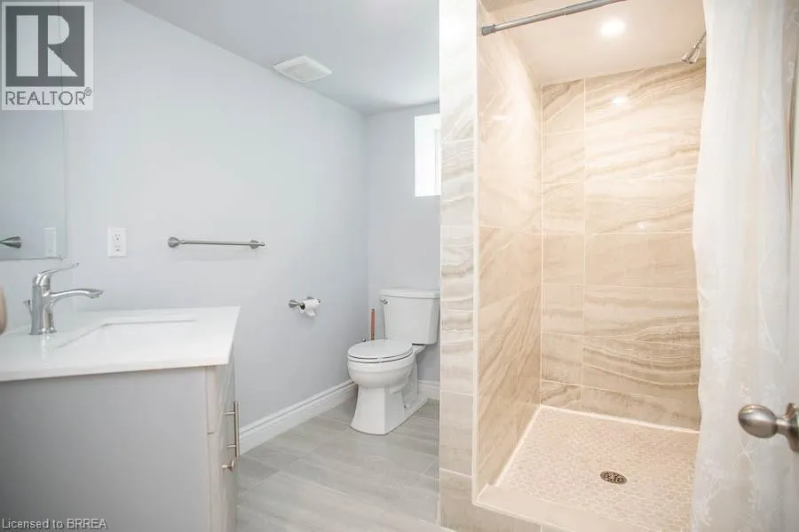 16 ARTHUR Street Unit# 1D, #1D