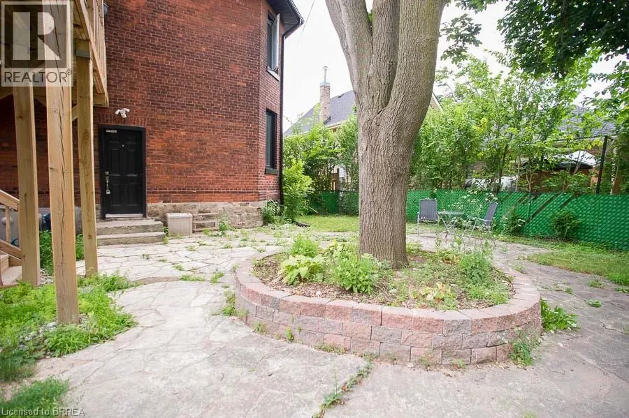 16 ARTHUR Street Unit# 1D, #1D