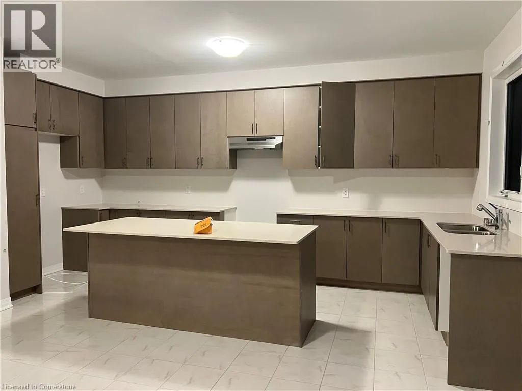 30 MILDRED GILLIES Street E