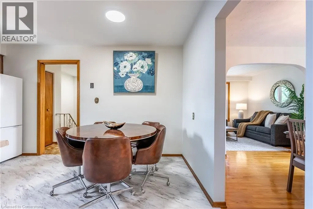 18 RENNER Court