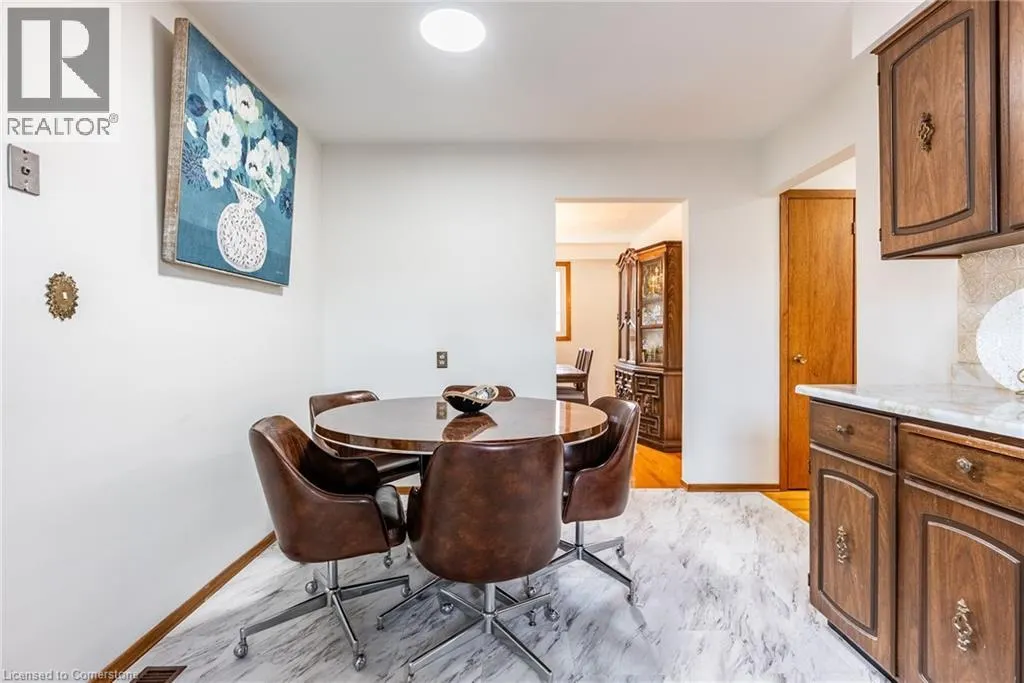 18 RENNER Court